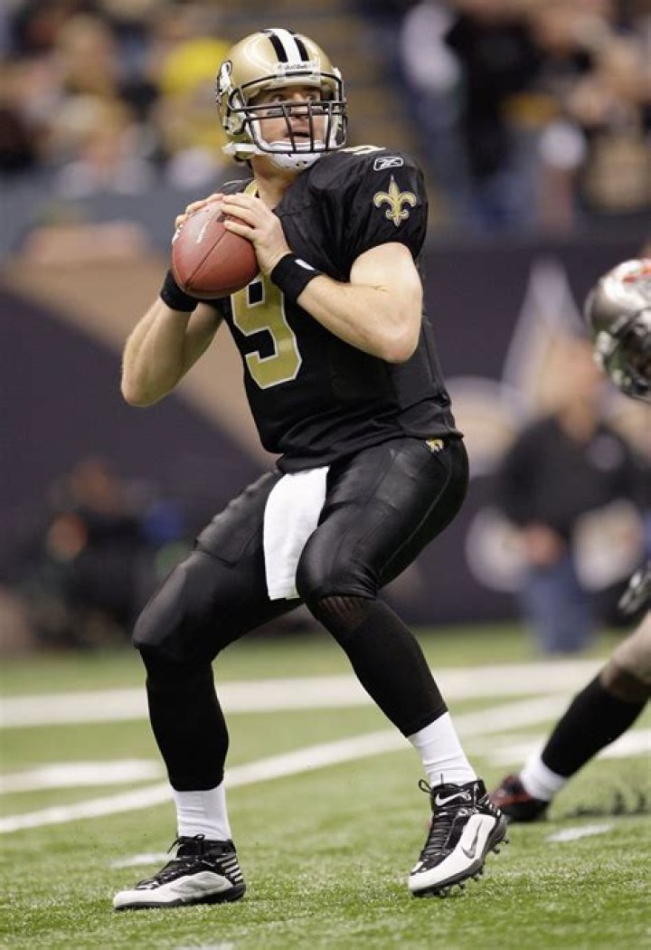 Drew Brees Biography - Facts, Childhood, Family Life & Achievements