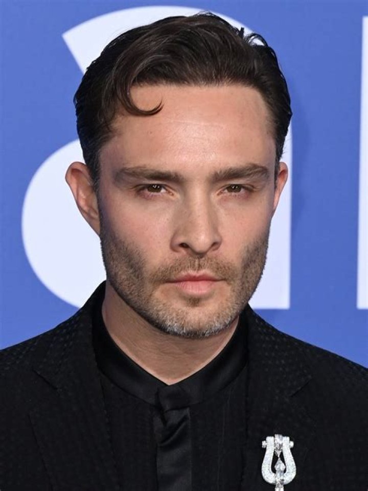 Ed Westwick Biography - Facts, Childhood, Family Life & Achievements