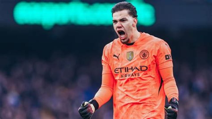 Ederson Moraes Bio, age, nationality, height, family, career goals, club, salary, net worth