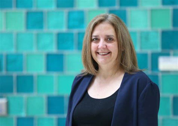 Dr. Elaine Cox, MD – Indianapolis, IN