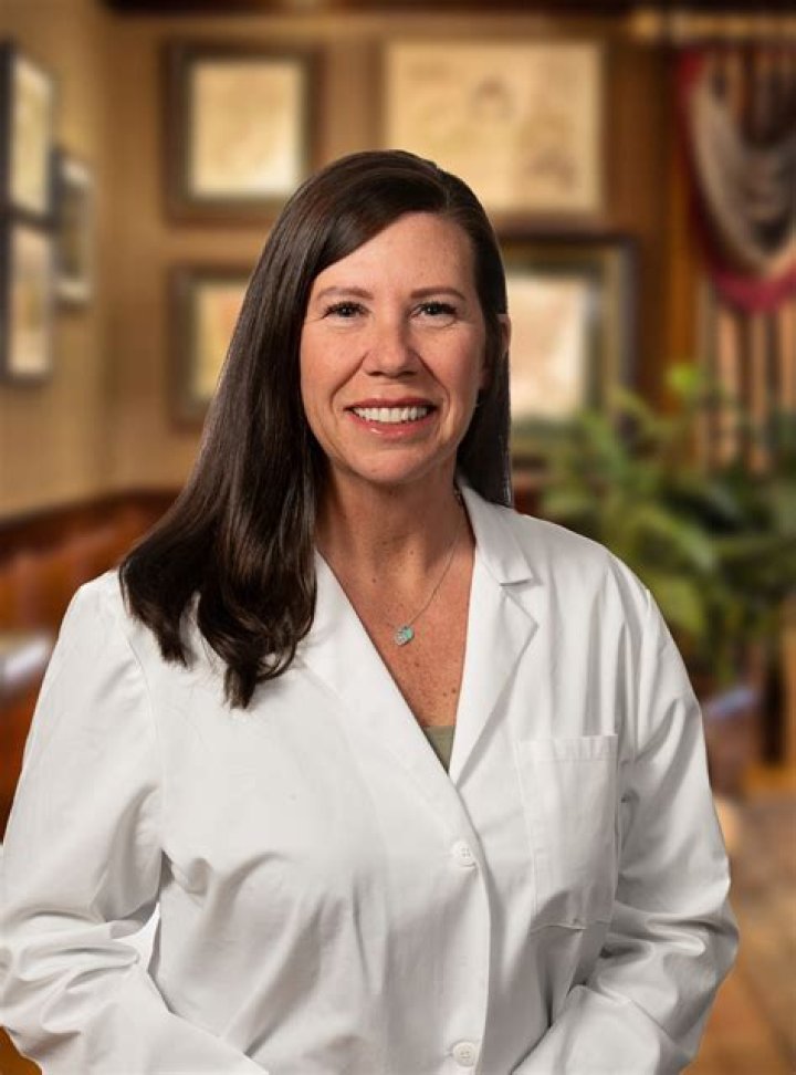 Dr. Elizabeth Weinacker, MD – Mobile, AL