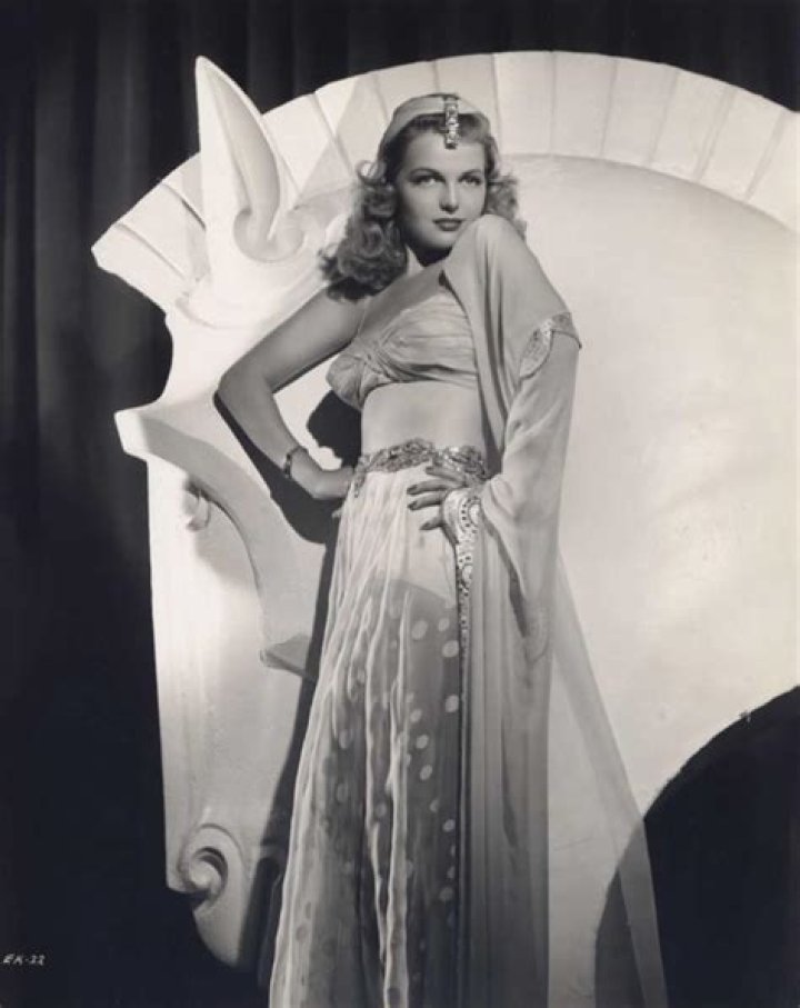 Elyse Knox Biography - Facts, Childhood, Family Life & Achievements