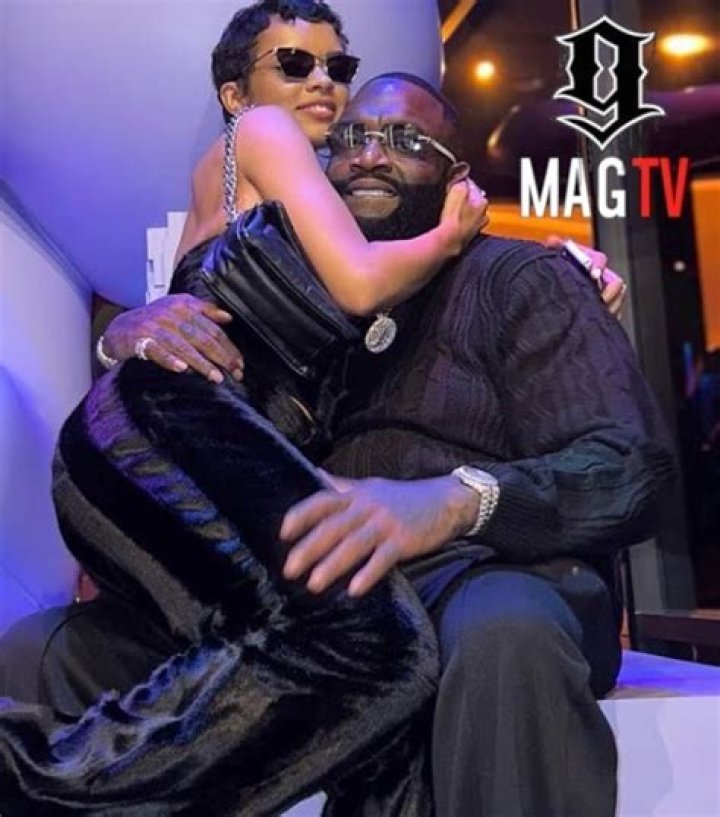 Emma Mackey Age, Height, Boyfriend, Net-Worth, Instagram