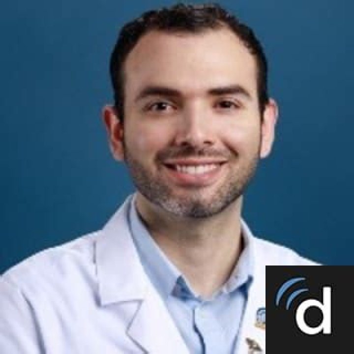 Dr. Enrique Seamanduras-Navarro, MD – La Quinta, CA