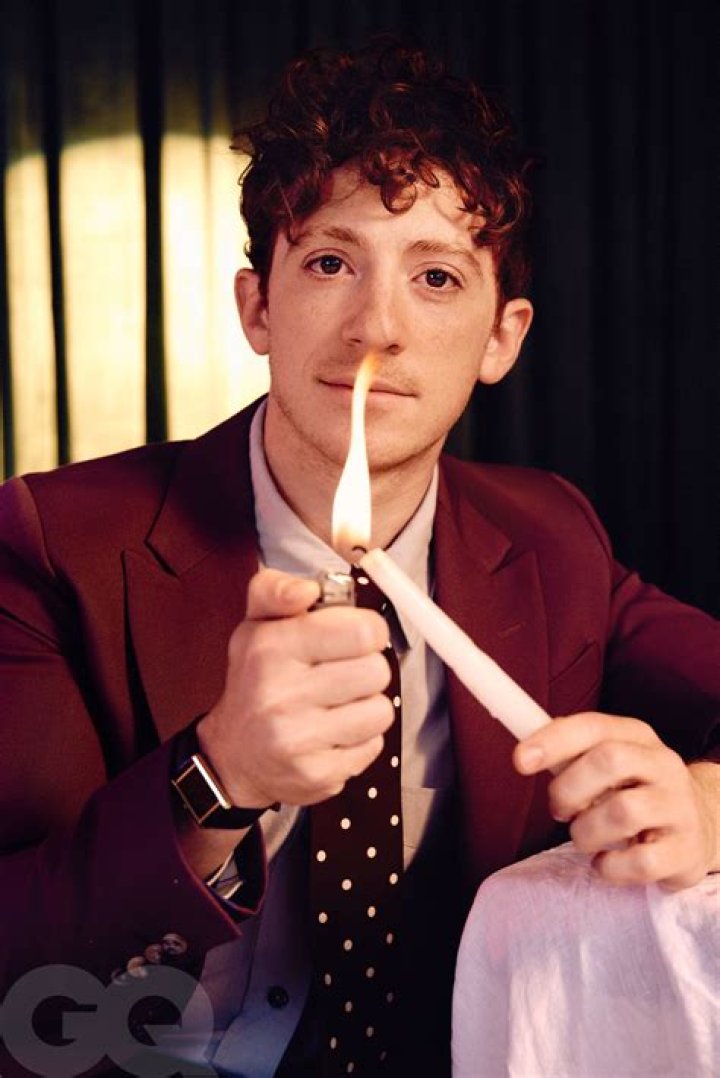 Ethan Slater Wiki, Age, Wife, Girlfriend, Net Worth, Parents, Height & More