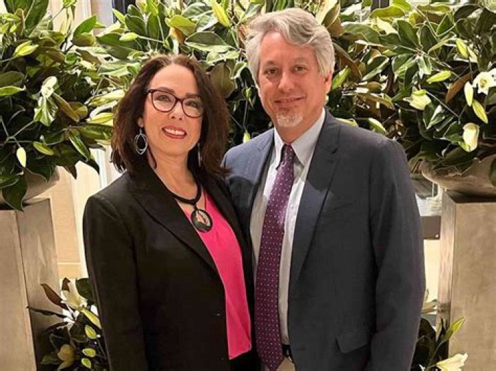 Fernanda Luisa Gordon Wikipedia, age, family, career, net worth