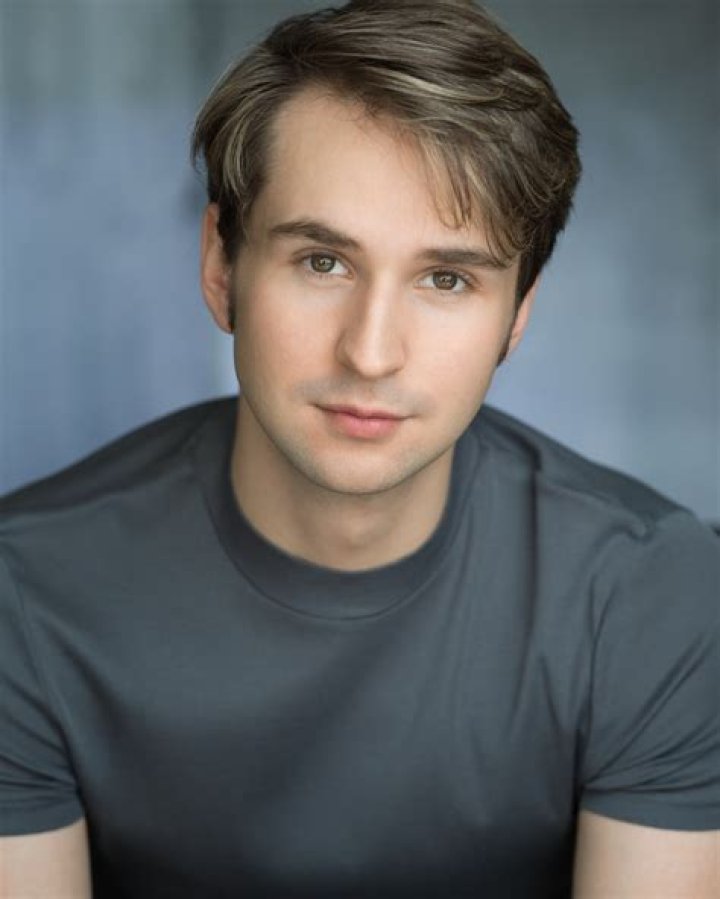 Grayson Maxwell Gurnsey Girlfriend Age, Wiki, Biography and Parents