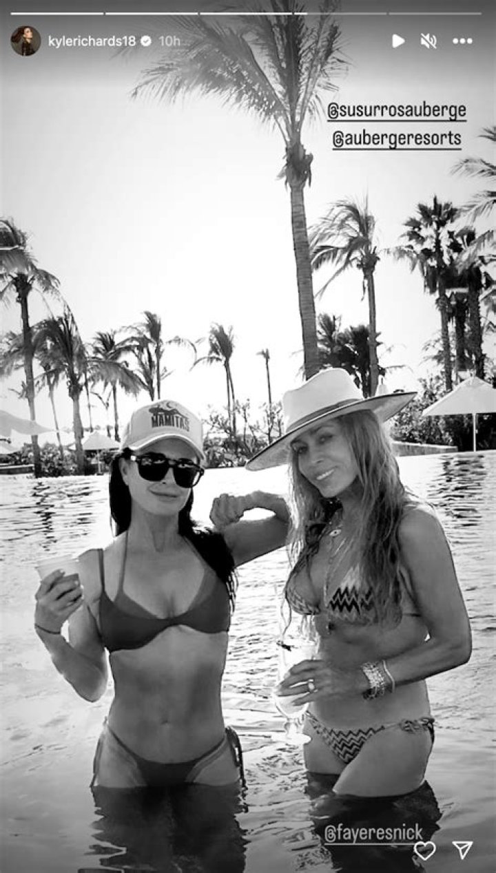 Halloween Star Kyle Richards Shares Swimsuit Photos From Mexico