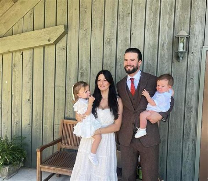 Hannah Lee Fowler siblings: Meet Rebekah, Jonathan, Daniel, Sarah, Joshua and Elizabeth