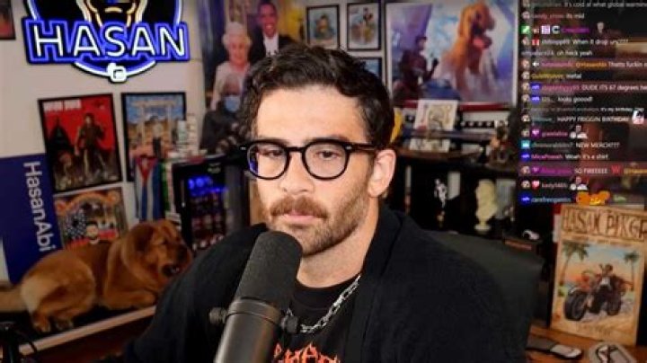 Hasan Piker Height and Biography : How Tall Is American vlogger Hasan Piker?