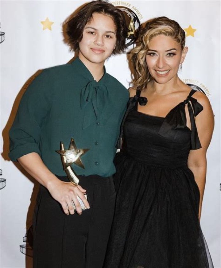 Havan Flores (Actress)Bio, Age, Parents, Boyfriend, Danger Force, Henry Danger and Net Worth.