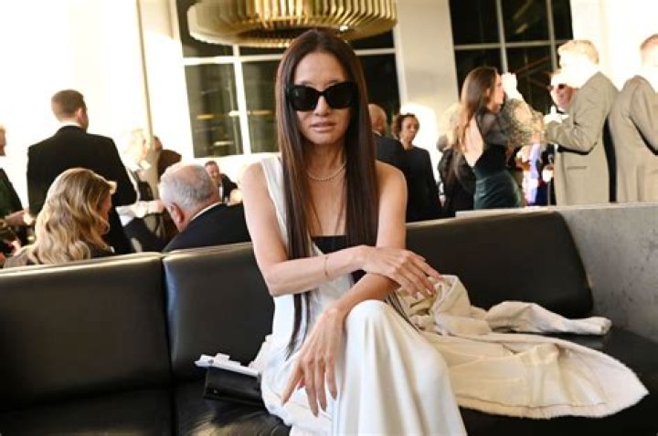 How Did Vera Wang Become Wealthy? How Much Does Vera Wang Make?