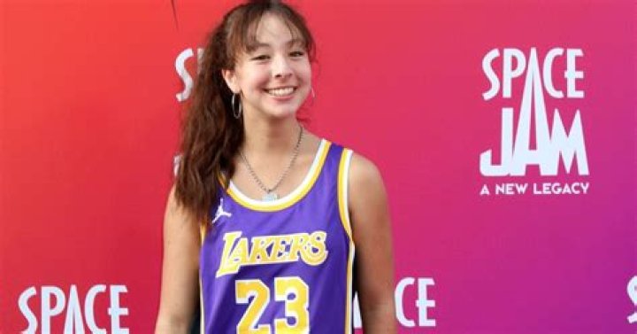 
How Much Money Does Aubrey Anderson-Emmons Make? Latest Income Salary
