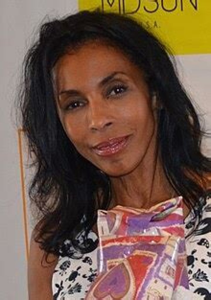 
How Much Money Does Khandi Alexander Make? Latest Income Salary

