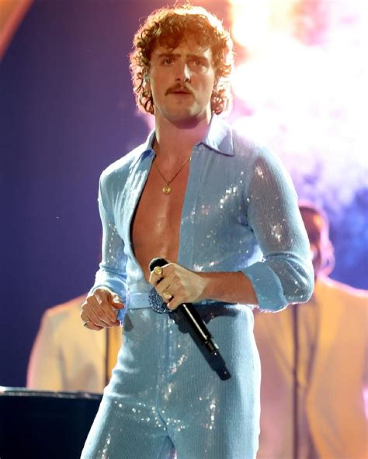 How Much Money Does Pat Boone Make? Latest Pat Boone Net Worth Income Salary