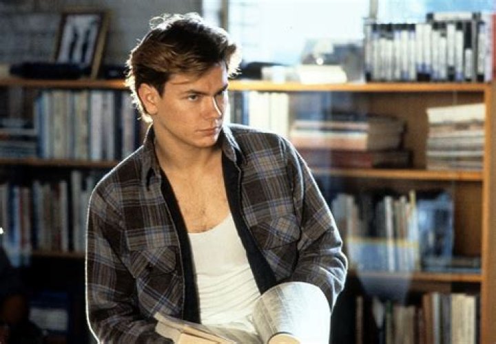 How Much Was River Phoenix Worth When He Died? – Celebrity