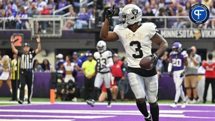 How Old Is Zamir White? Explore The Net Worth Of Running Back From Georgia Bulldogs