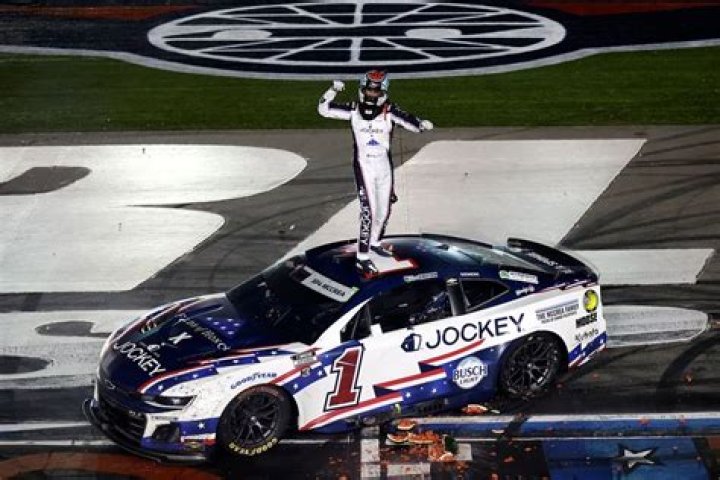 How Tall Is Ross Geller? – Celebrity