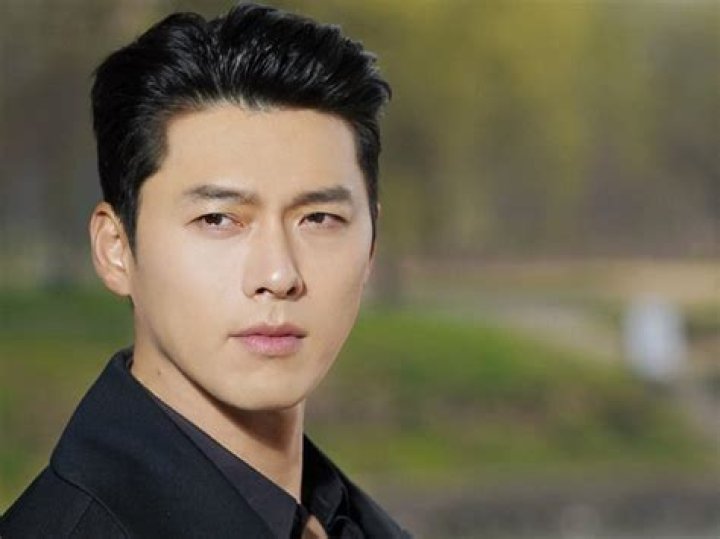 Hyun Bin Biography - Facts, Childhood, Family Life & Achievements of Actor