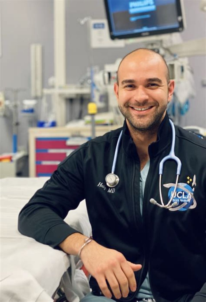 Dr. Ighia Aintablian, MD – Glendale, CA