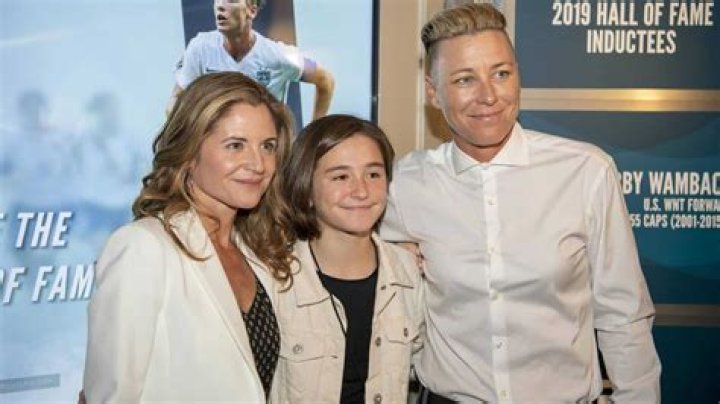 Is Glennon Doyle Sister Married? Amanda Doyle Ex Husband And Partner
