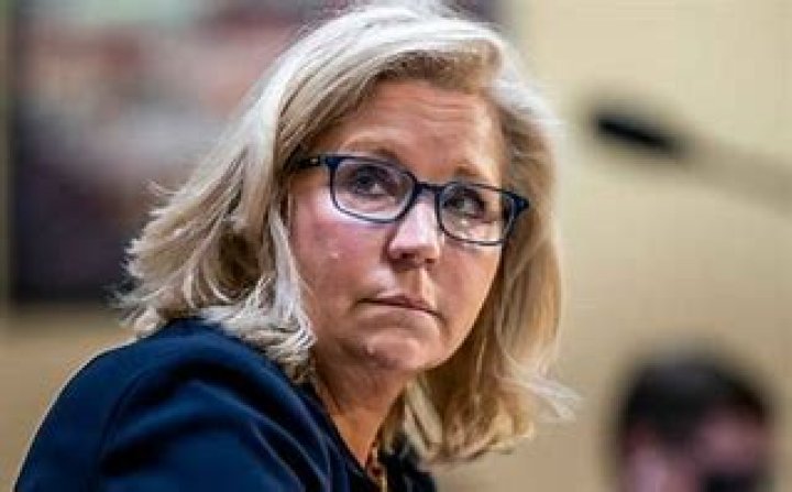 Is Kate Perry related to Liz Cheney?