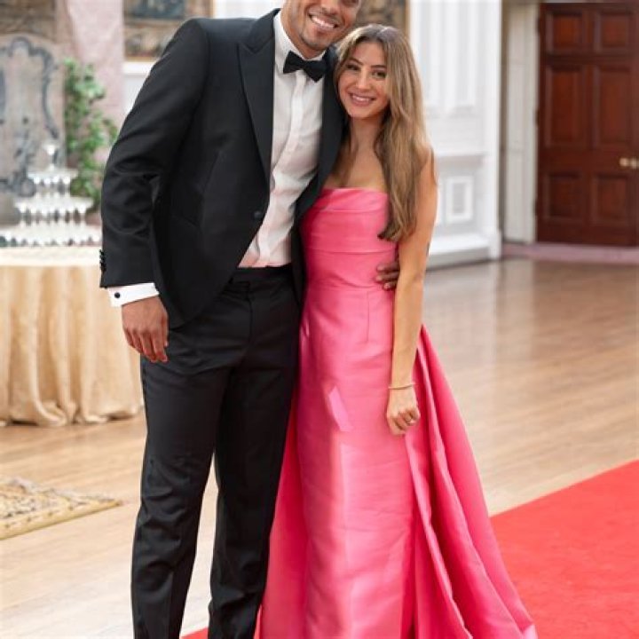 is richard engel still married?