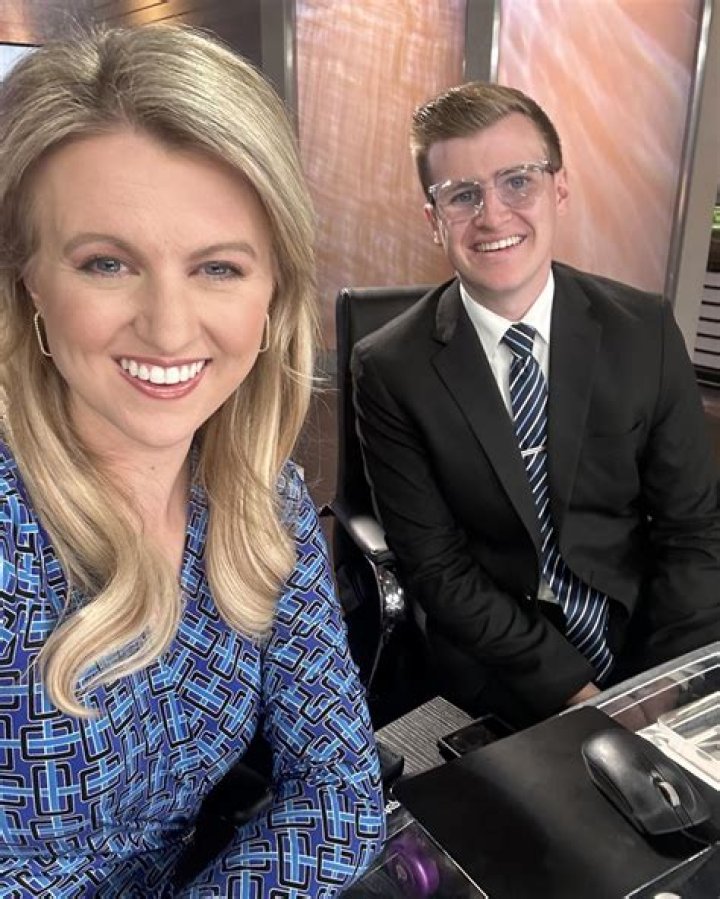 Jackie Kennon Bio, Wiki, Age, Birthday, Height, Husband, Kids, KCRG-TV9, Salary and Net Worth