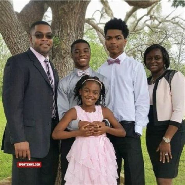 Jalen Milroe family, wife, children, parents, siblings