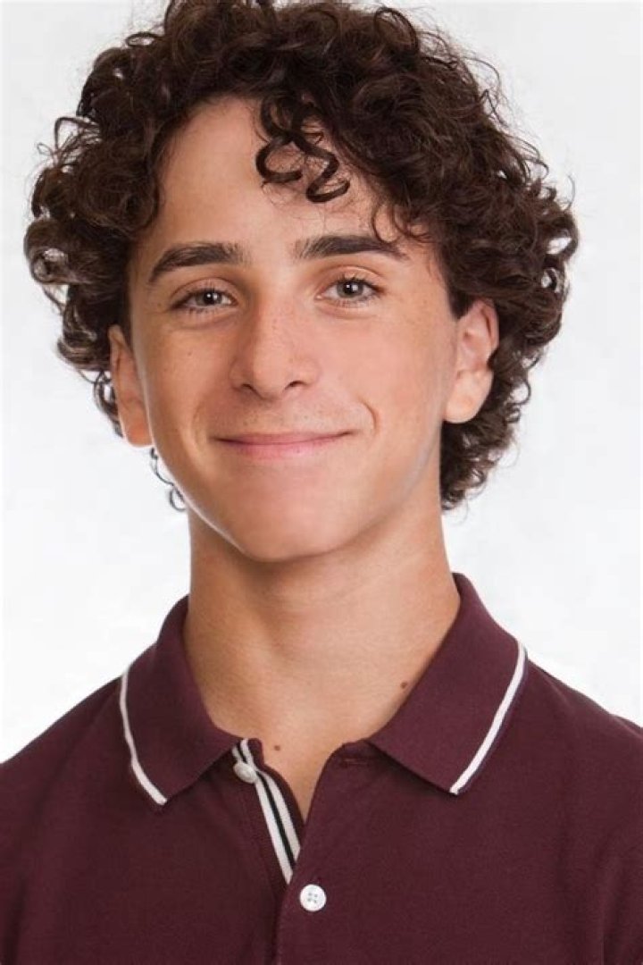 Jason Drucker Bio, Wiki, Age, Height, Parents, Movies, TV Shows, and Net Worth.