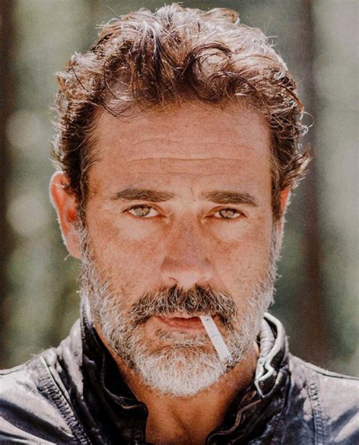 Jeffrey Dean Morgan Biography - Facts, Childhood, Family Life & Achievements