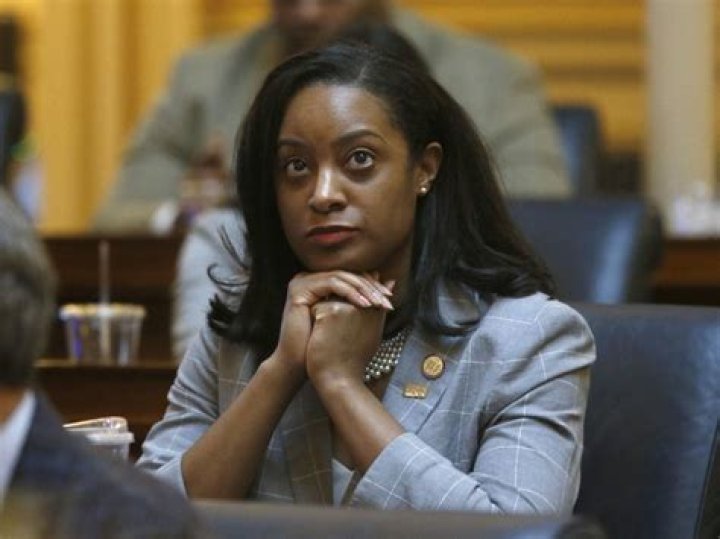 Jennifer Carroll Foy Is Determined To Make History As The First Ever Black Female Governor Of Virginia – Here’s Why It’s So Important She Gets Elected!