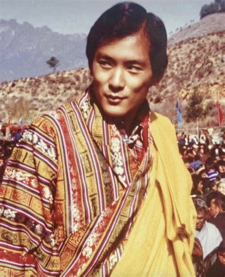 Jigme Singye Wangchuck Biography - Childhood, Life Achievements & Timeline