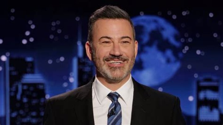 Jimmy Kimmel Biography - Facts, Childhood, Family Life & Achievements