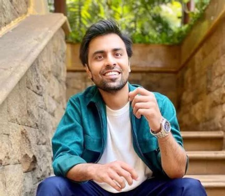 Jitendra Kumar [Tvf] Age, Wife, Net Worth, Height