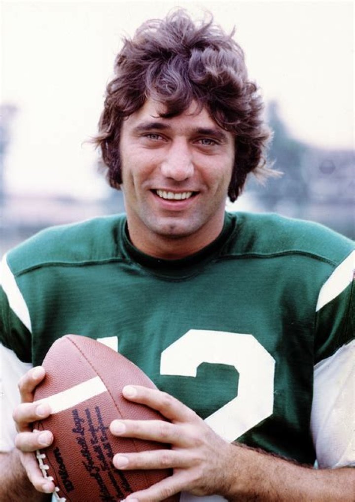 Joe Namath Biography - Facts, Childhood, Family Life & Achievements