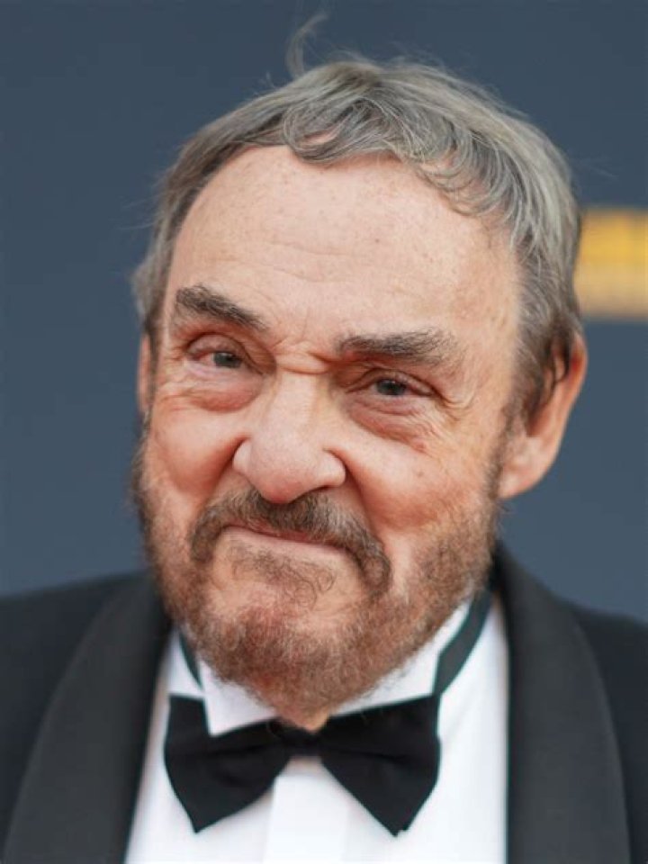 John Rhys-Davies Biography - Facts, Childhood, Family Life & Achievements