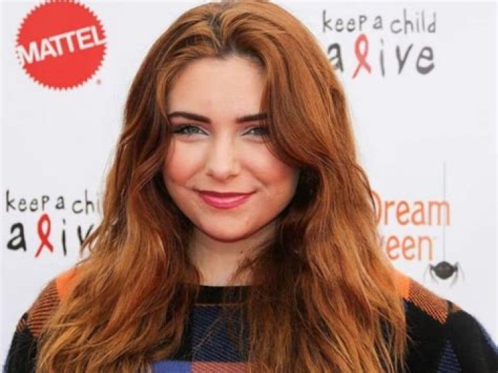 Julianna Rose Mauriello wiki, Biography, Age, Net Worth, Lazytown Stephanie 9 facts