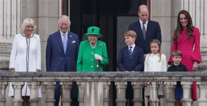 Kate Middleton, in a raspberry Stella McCartney dress, charmed the guests of the Platinum Jubilee