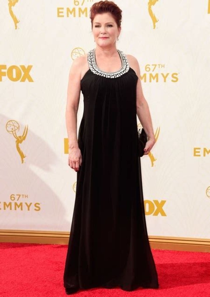 Kate Mulgrew Body Measurements Height Weight Bra Size Age Facts