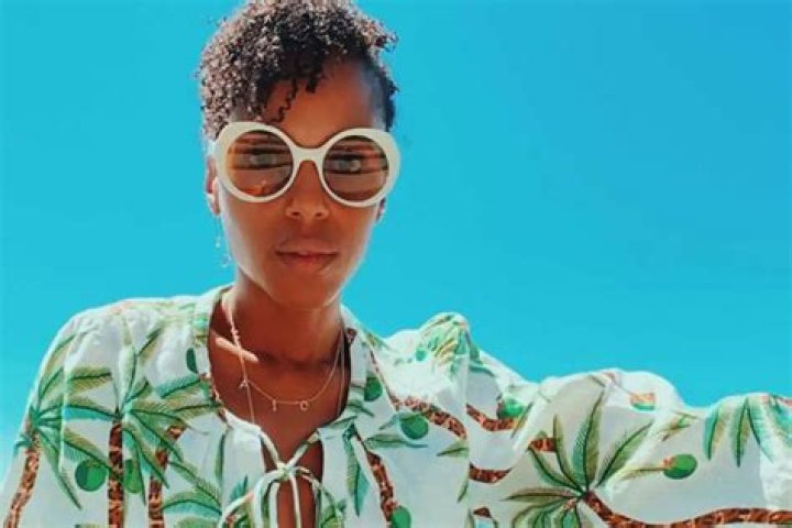 Kerry Washington Stuns In Farm Rio Dress