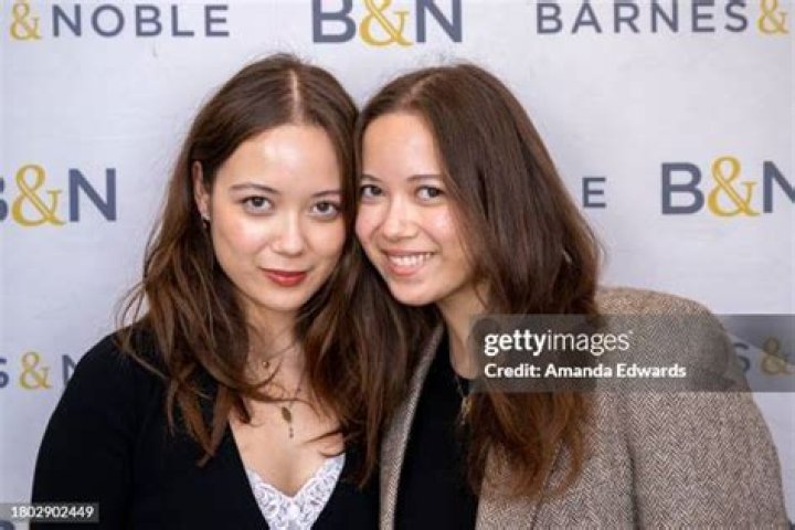 Kevin Quinn (Actor)Bio, Wiki, Age, Twin Sister, Girlfriend, Net Worth, Gotta Shape Up and Movies.