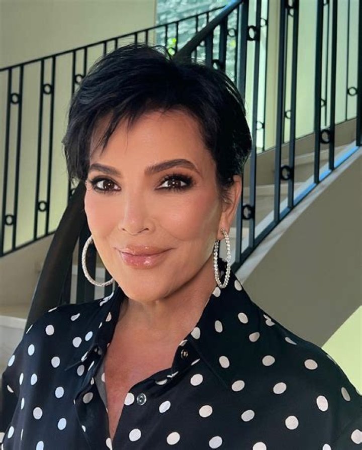 Kris Jenner – Height, Weight, Bra Size, Measurements & Bio