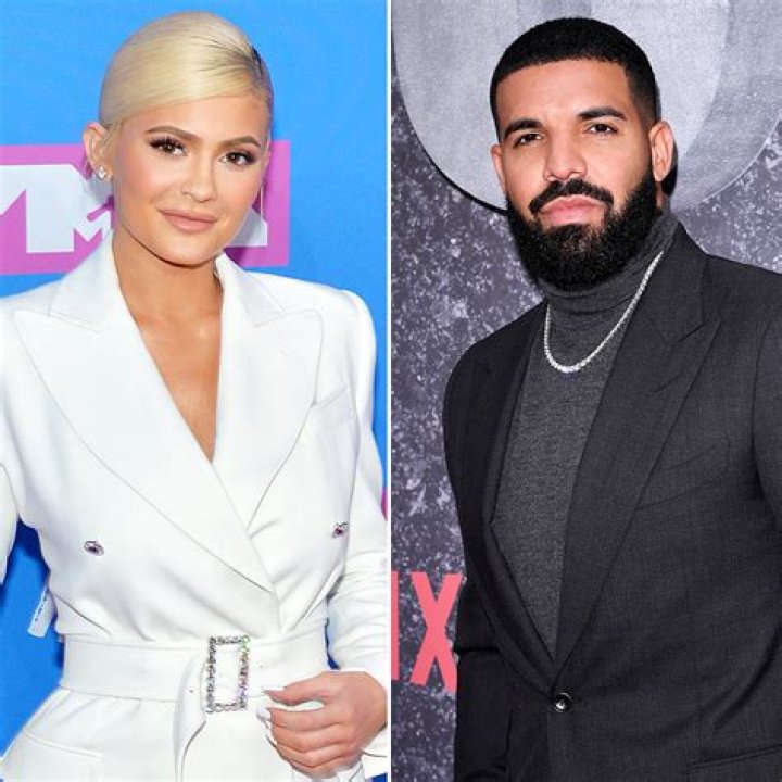 KUWK: Kylie Jenner And Drake Reportedly Had A ‘Connection’ At His Birthday Bash – Details!