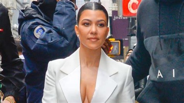 KUWK: Would Kourtney Kardashian Enter Politics? – Check Out Her Response!