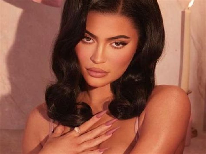 Kylie Jenner Flaunts Her Curves In Pink Lingerie And A Bath Full Of Rose Petals To Promote Her New Rose Bath Collection