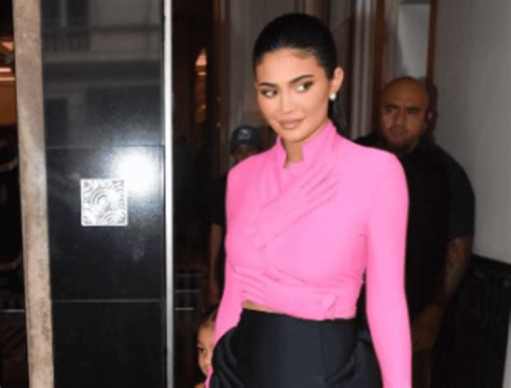 Kylie Jenner Obtains Comme Des Garçons Clothing