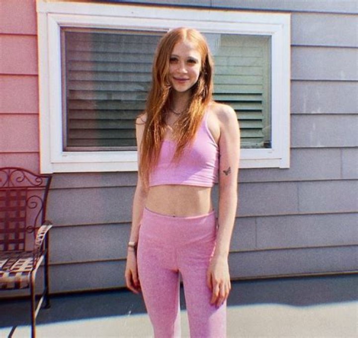 Liliana Mumy Biography - Facts, Childhood, Family Life & Achievements