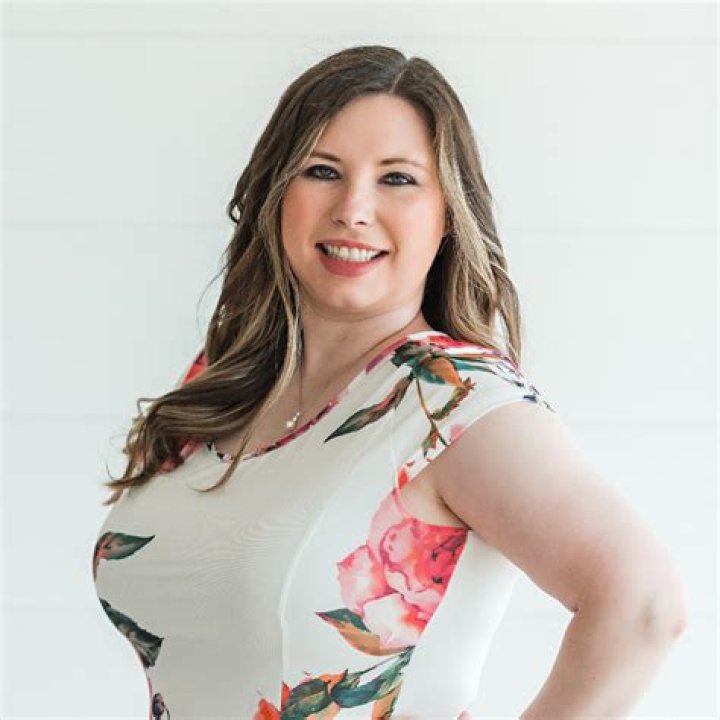 Lindsey Engel – Strongsville, OH