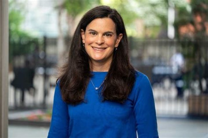 Dr. Lisa Diamond, MD – Torrington, CT